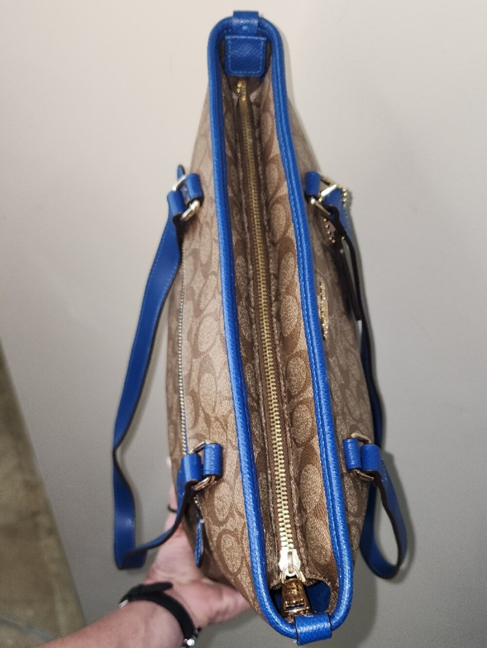 Coach Brown Signature Canvas Tote with Blue Trim - Picture 12 of 17